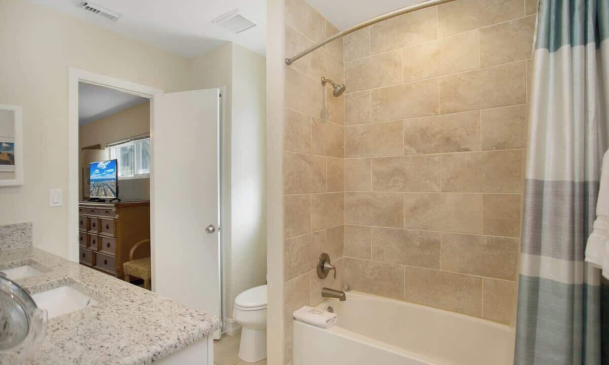 Photo of Bathroom in Naples Park
