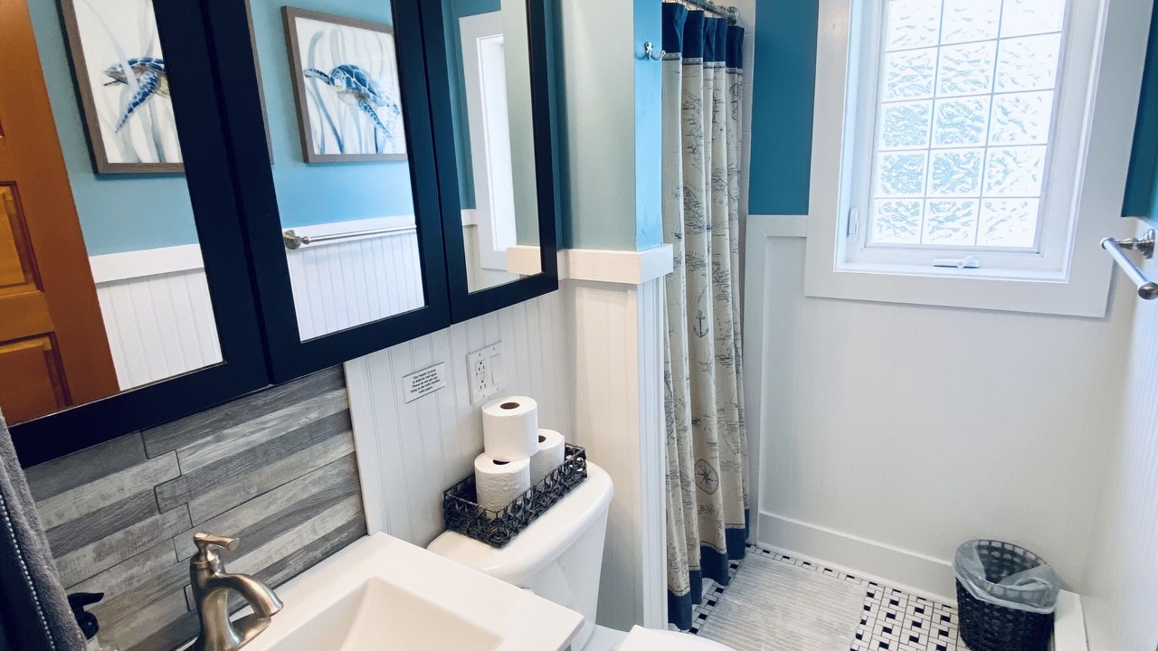 Photo of Bathroom in Kill Devil Hills