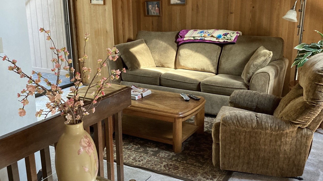 Photo of Livingroom in Black Butte Ranch