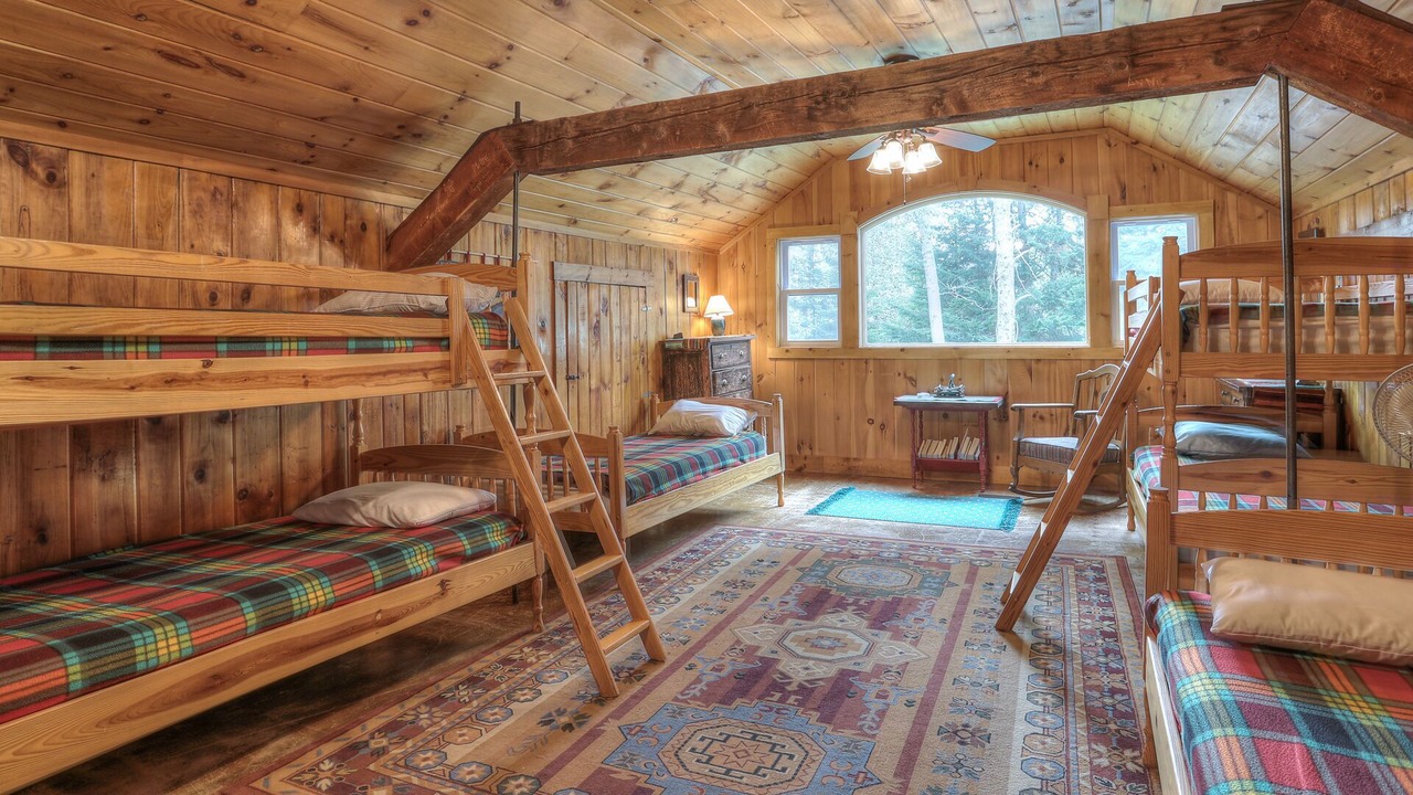 Photo of Bedroom in Rangeley