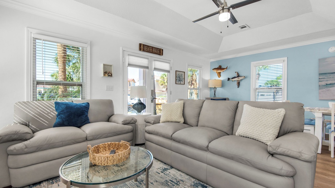 Photo of Livingroom in Destin