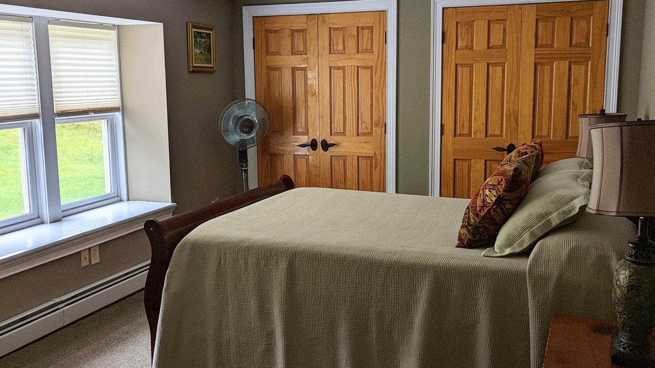 Photo of Bedroom in Warrensburg