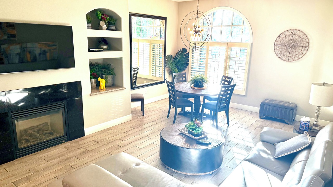 Photo of Livingroom in La Quinta
