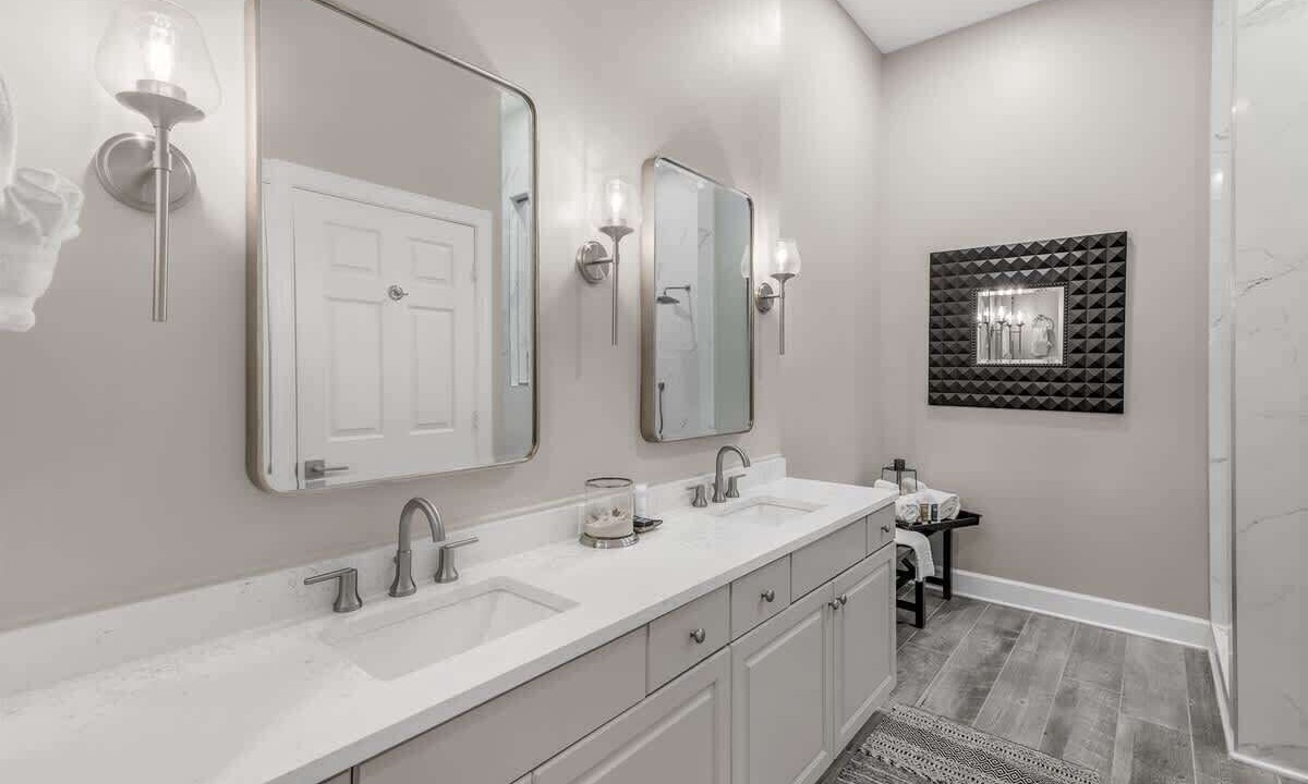 Photo of Bathroom in Seacrest Beach