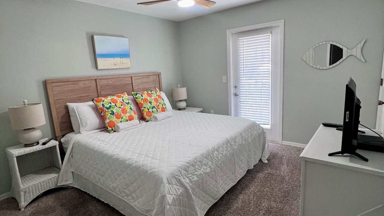 Photo of Bedroom in Holmes Beach