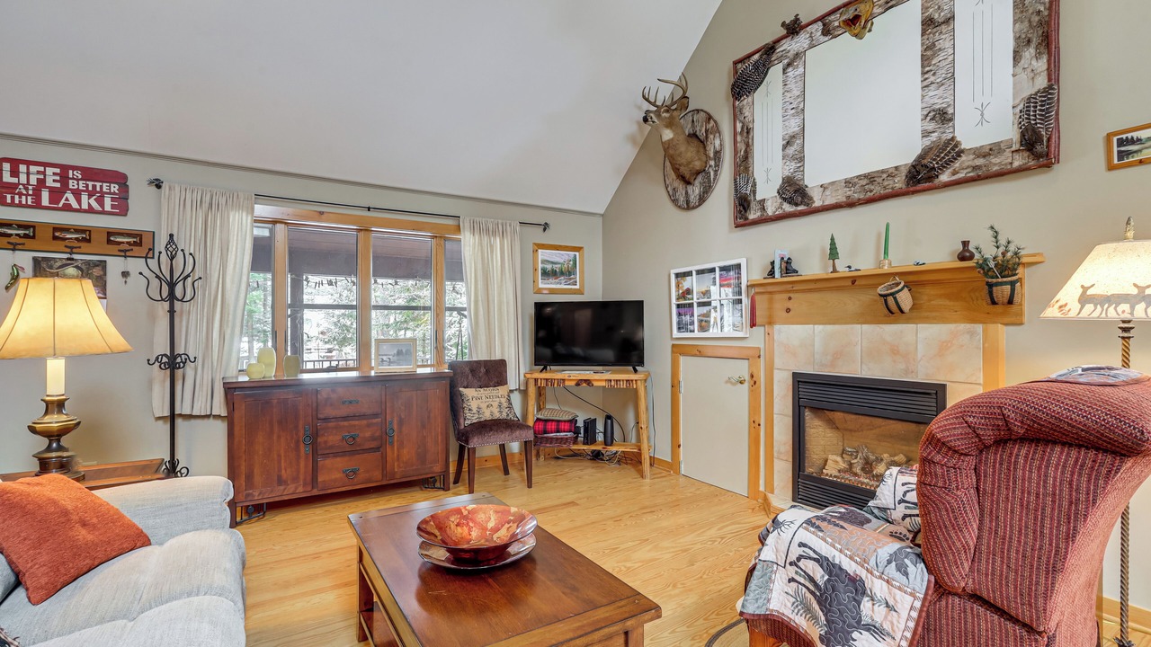 Photo of Livingroom in Chestertown