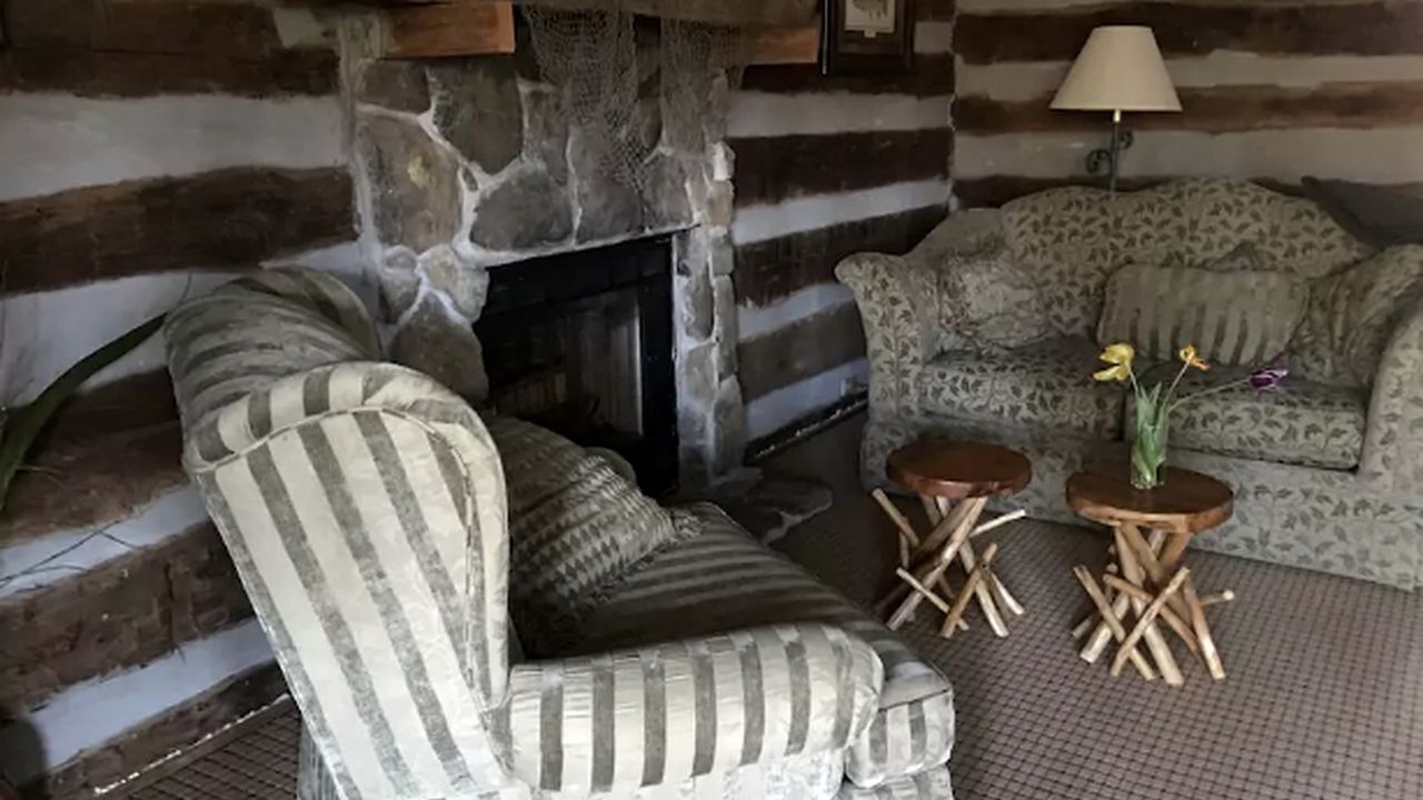 Photo of Livingroom in Townsend