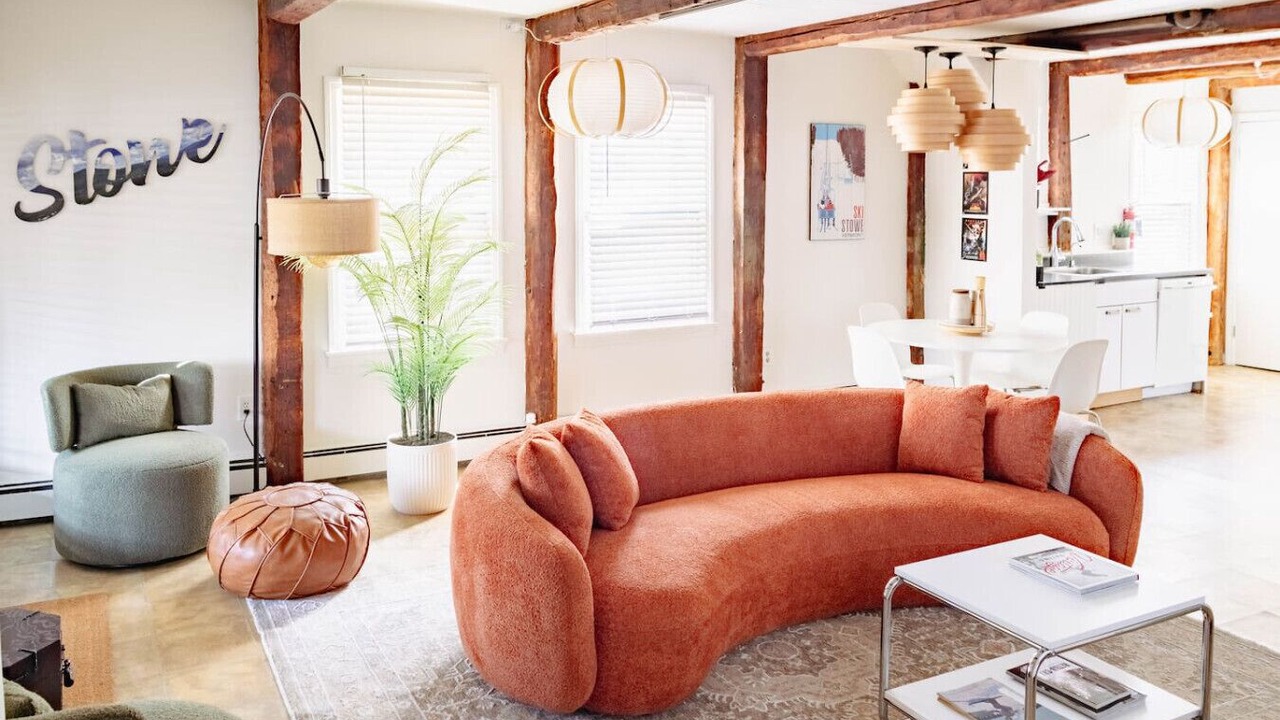 Photo of Livingroom in Stowe