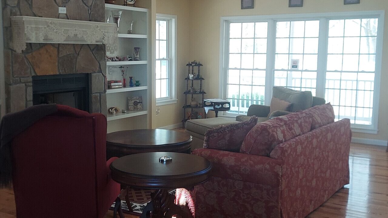 Photo of Livingroom in Spring City