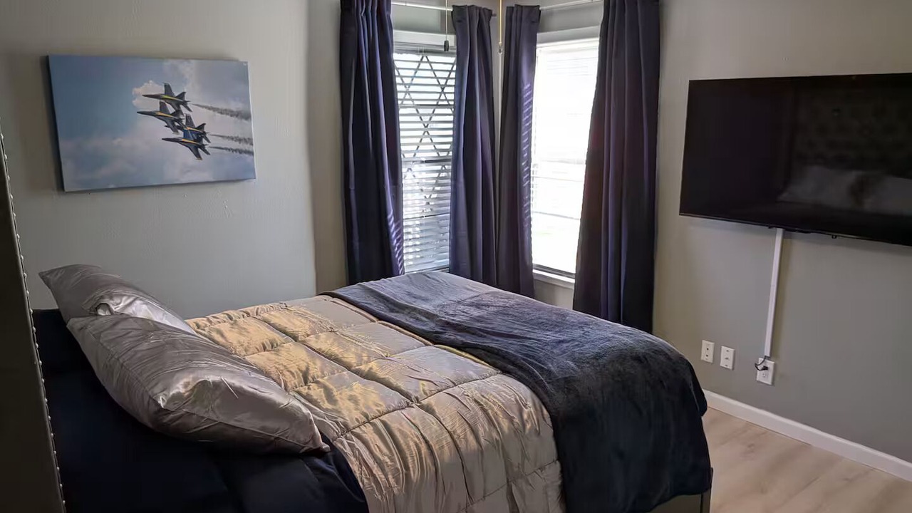 Photo of Bedroom in Southside