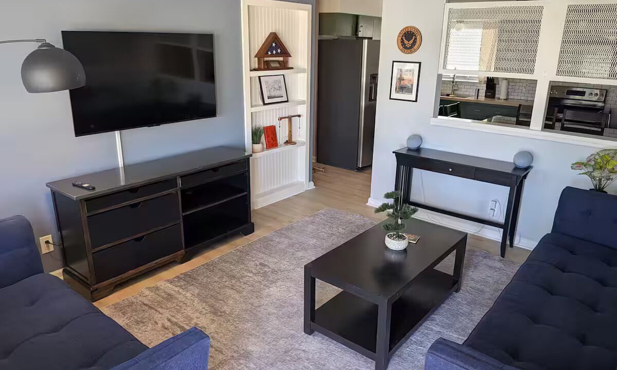 Photo of Livingroom in Southside