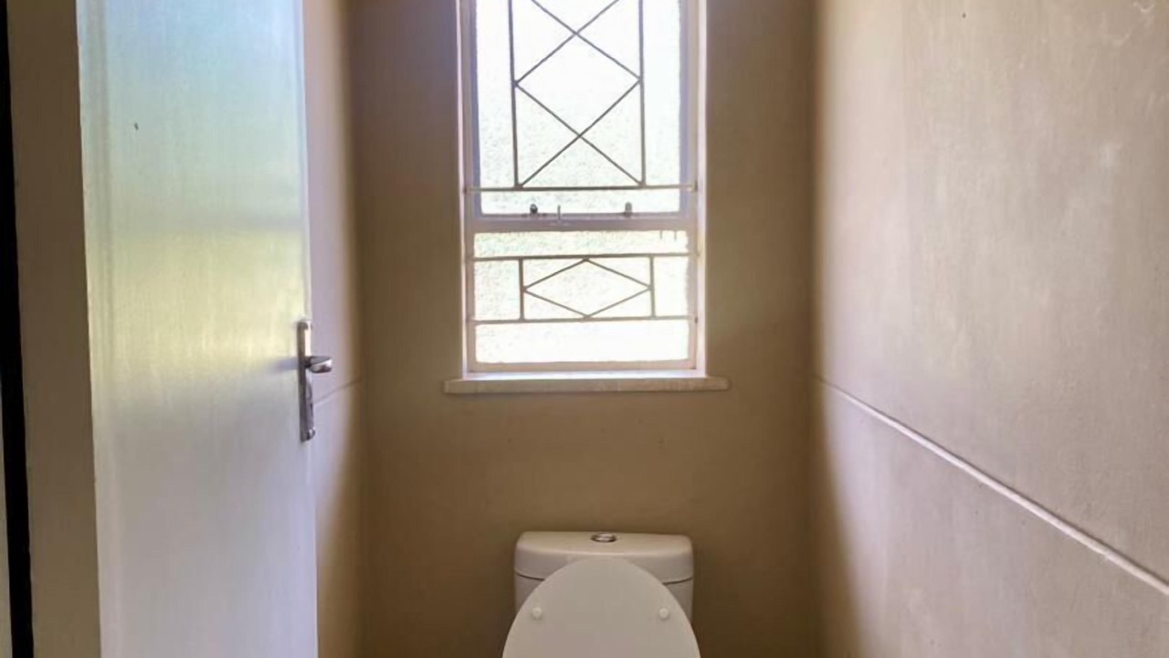 Photo of Bathroom in Greendale