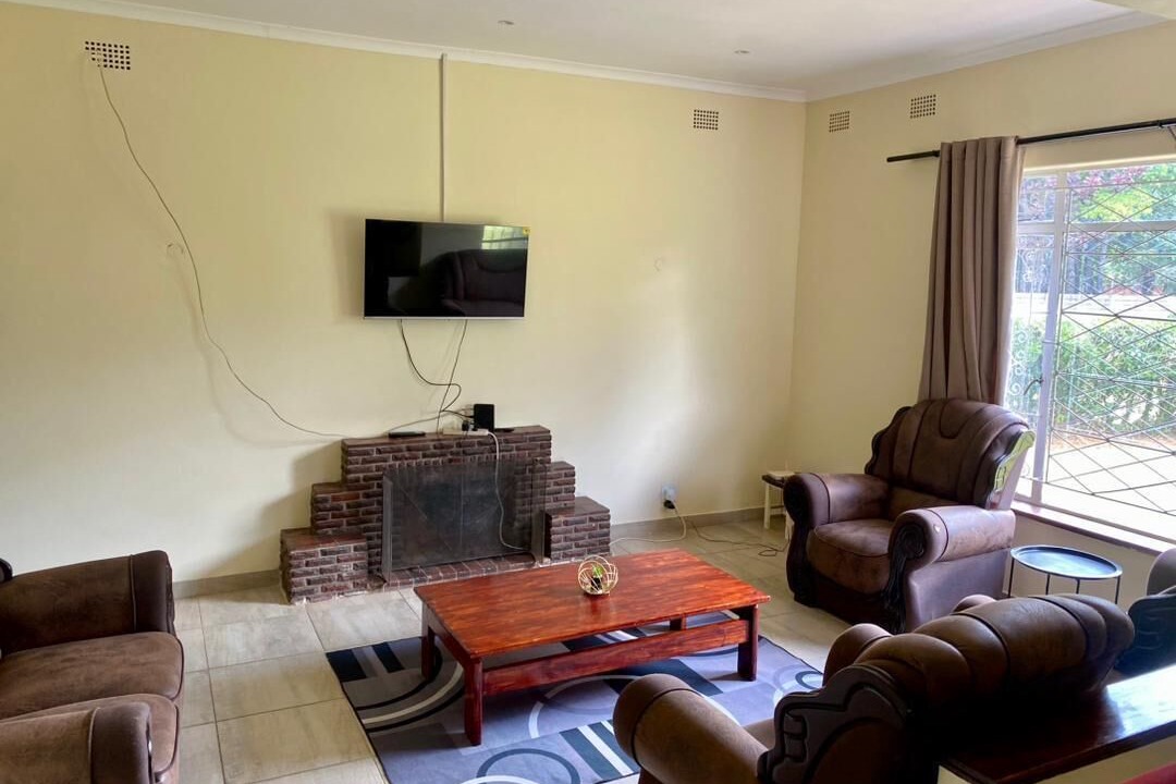 Photo of Livingroom in Greendale
