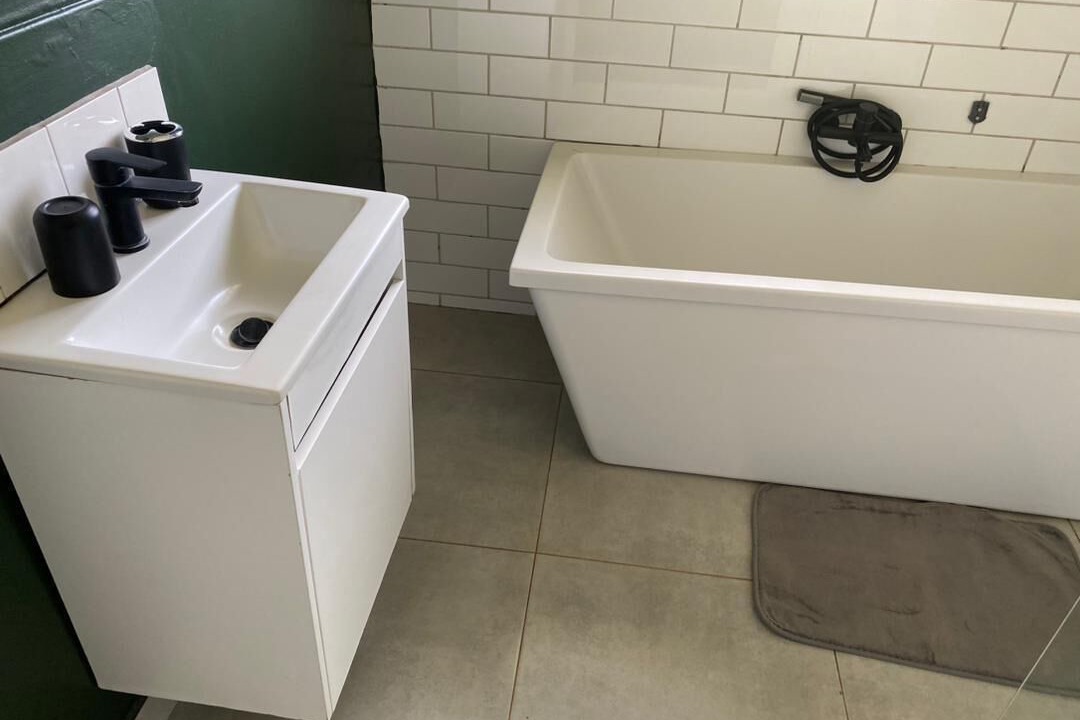 Photo of Bathroom in Greendale