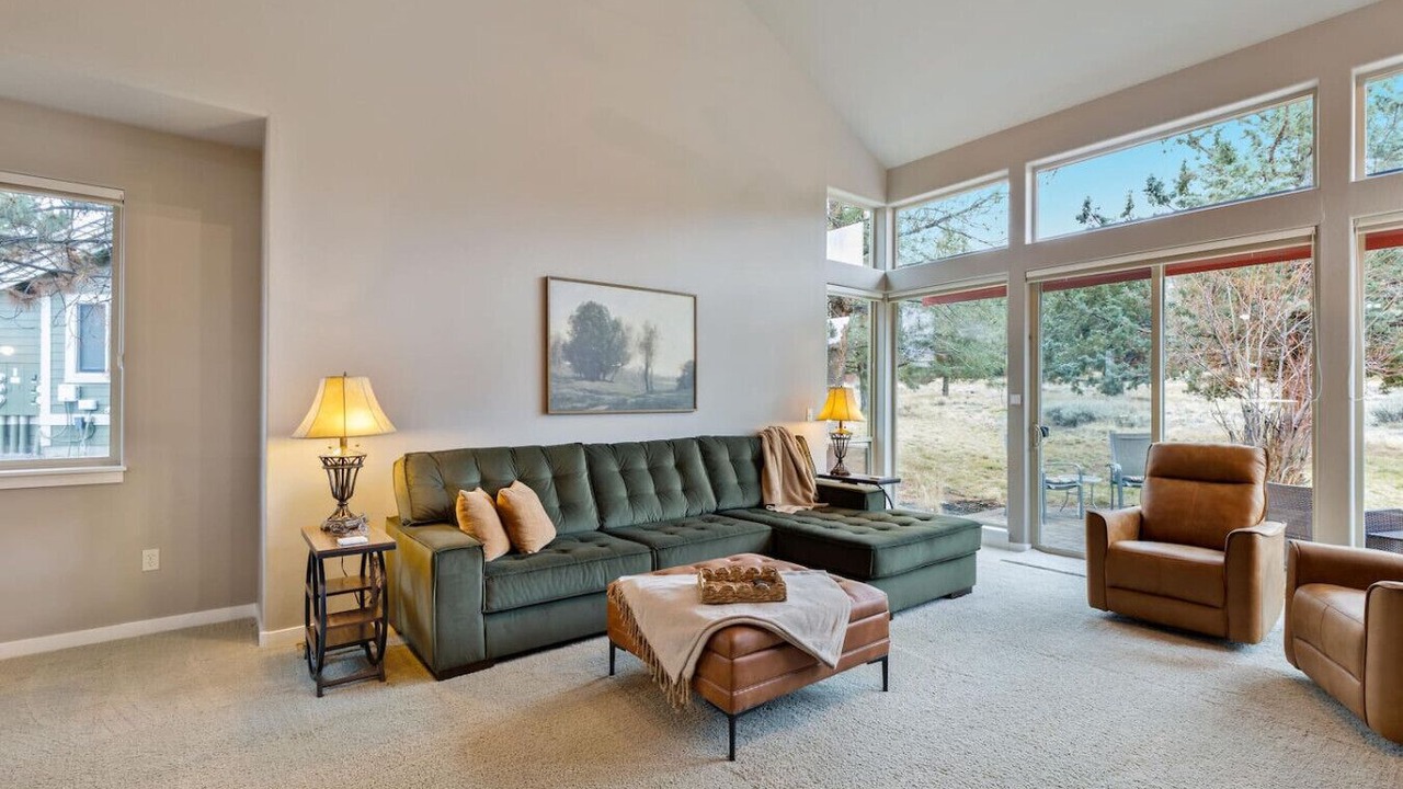 Photo of Livingroom in Redmond