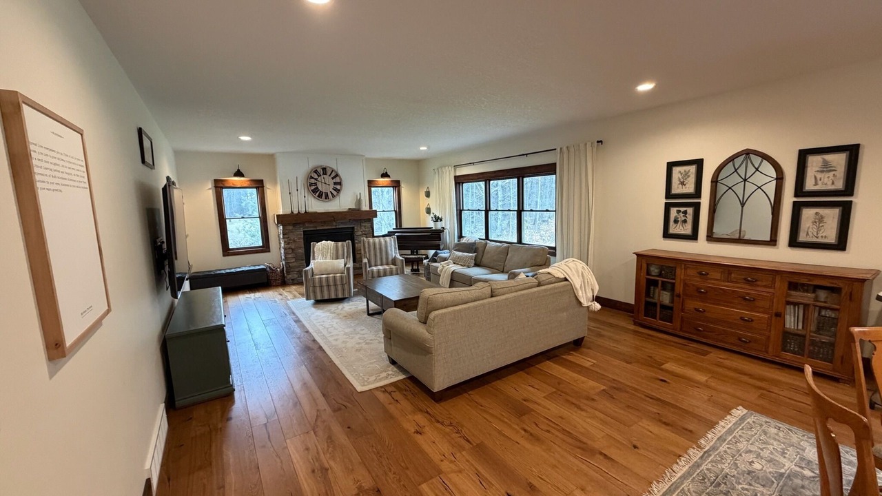Photo of Livingroom in Fruitport