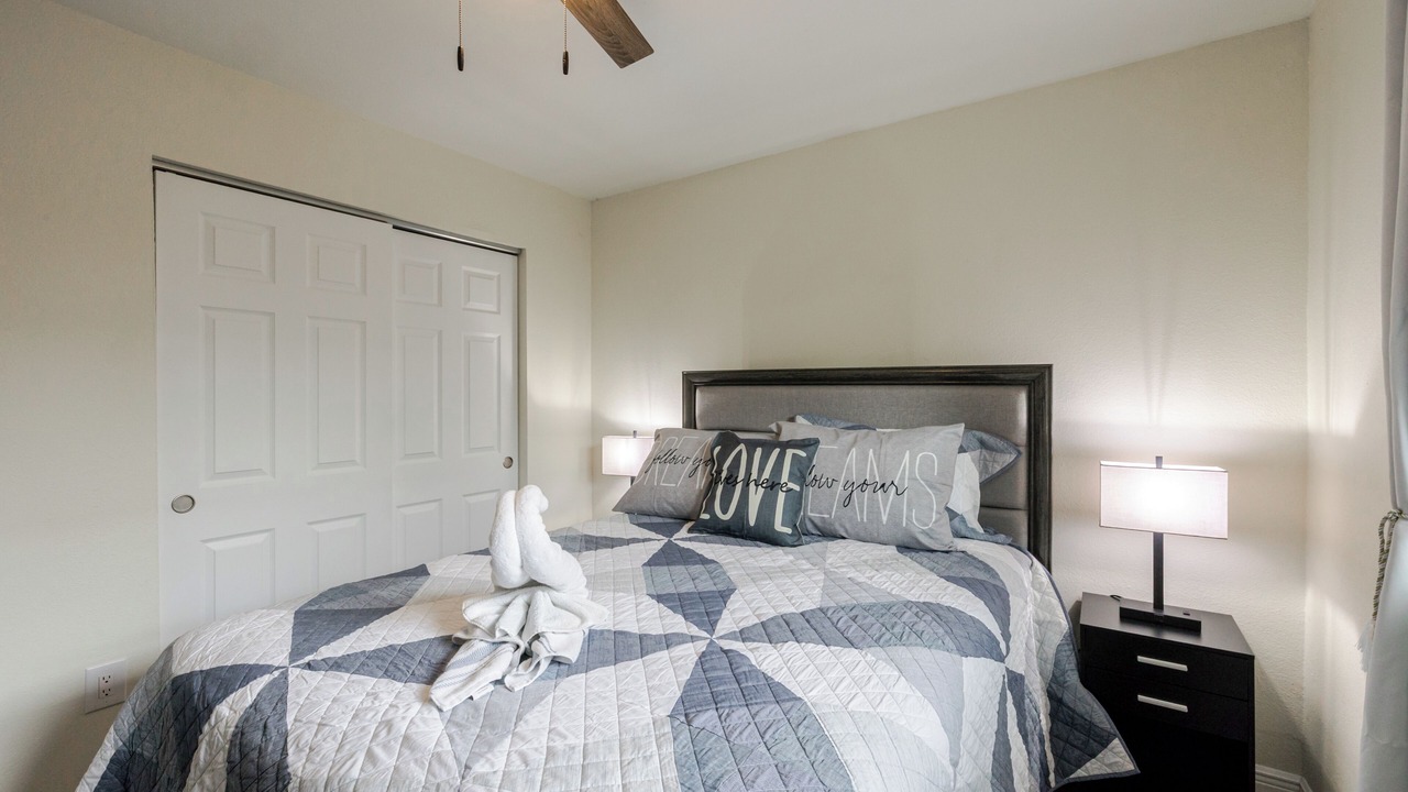 Photo of Bedroom in Park East