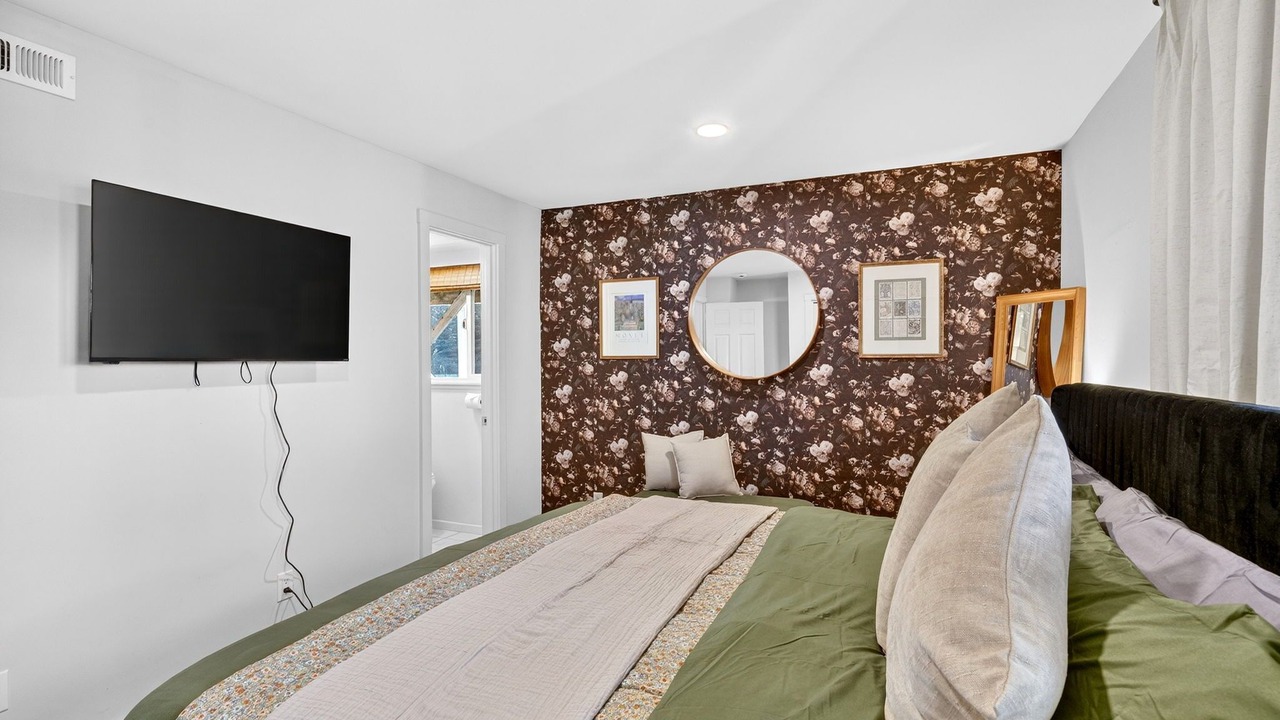 Photo of Bedroom in Mendocino