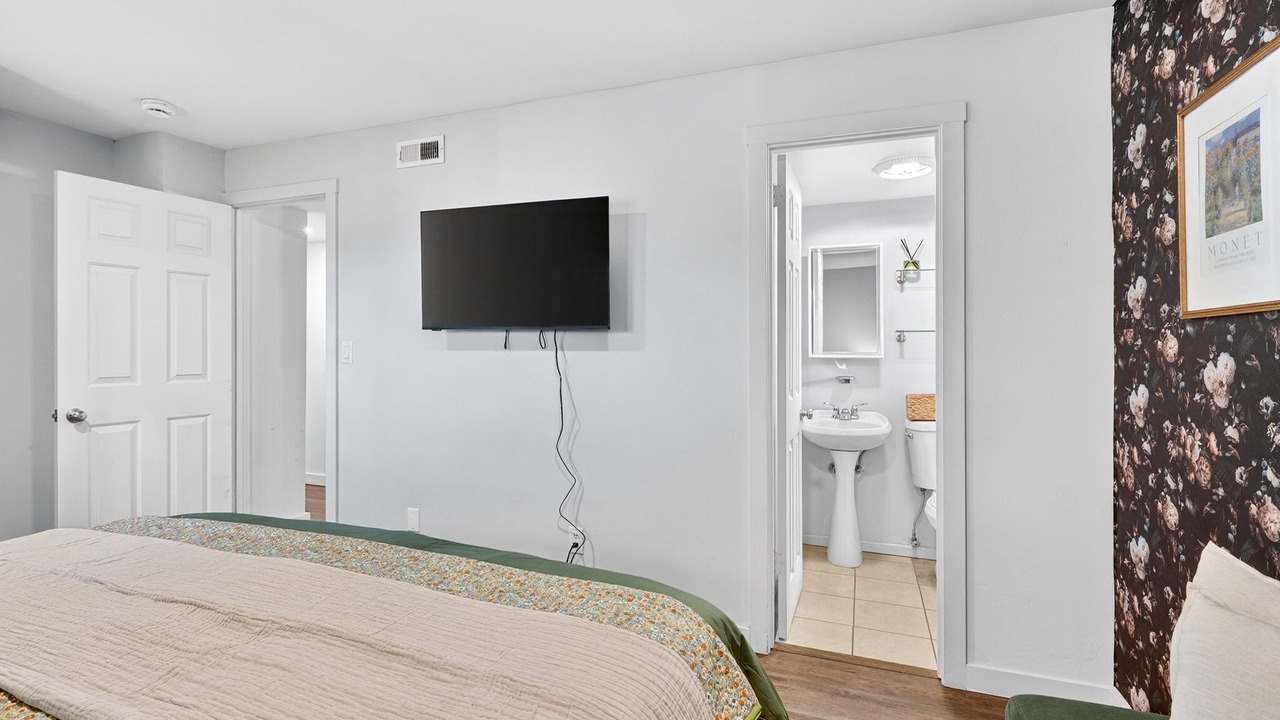 Photo of Bedroom in Mendocino
