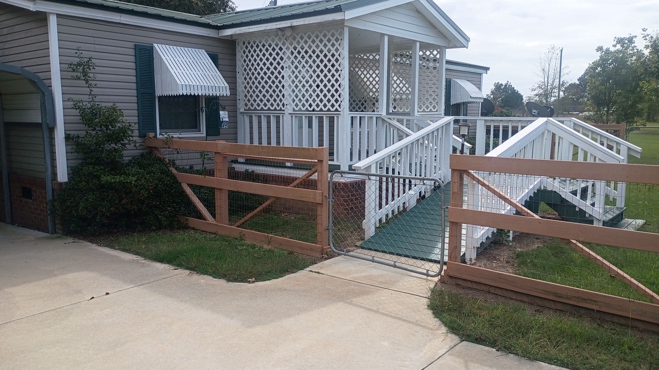 Photo of Outdoor in Matthews