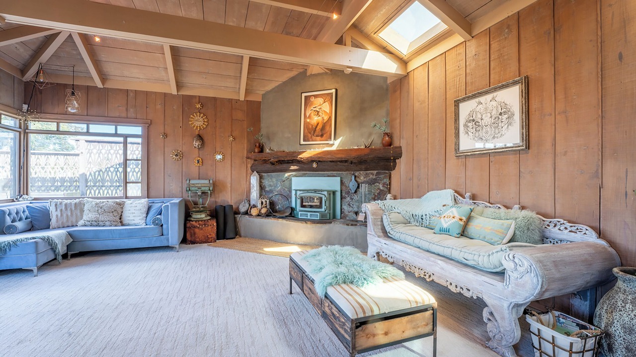 Photo of Bedroom in Little River