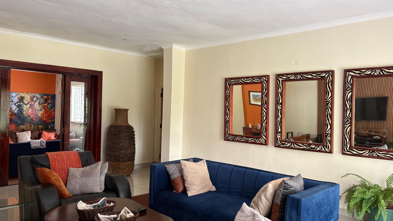 Photo of Livingroom in Harare