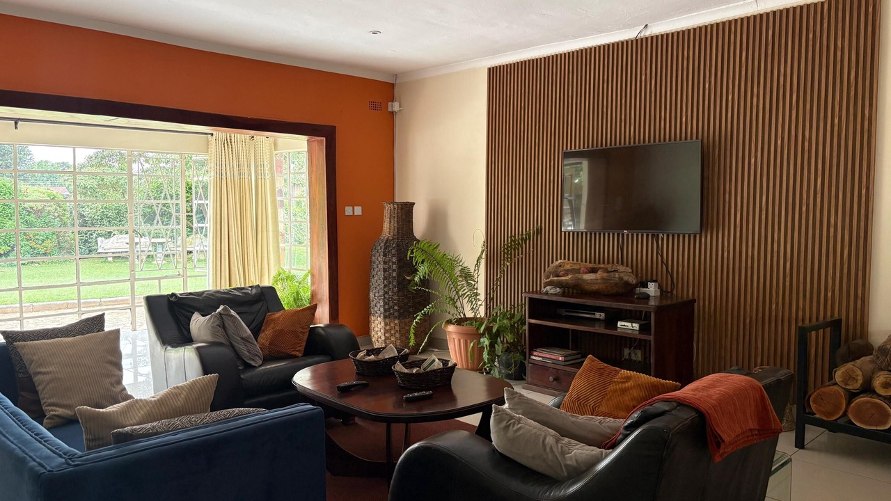 Photo of Livingroom in Harare