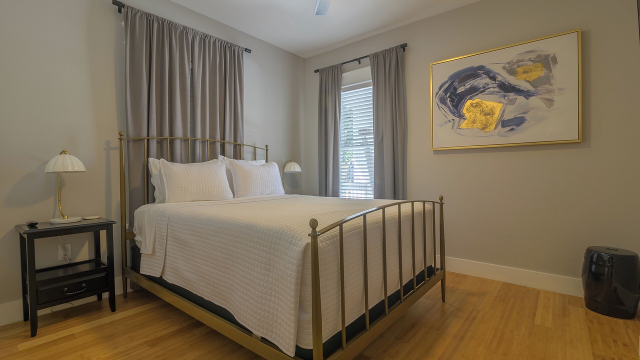 Photo of Bedroom in Southtown