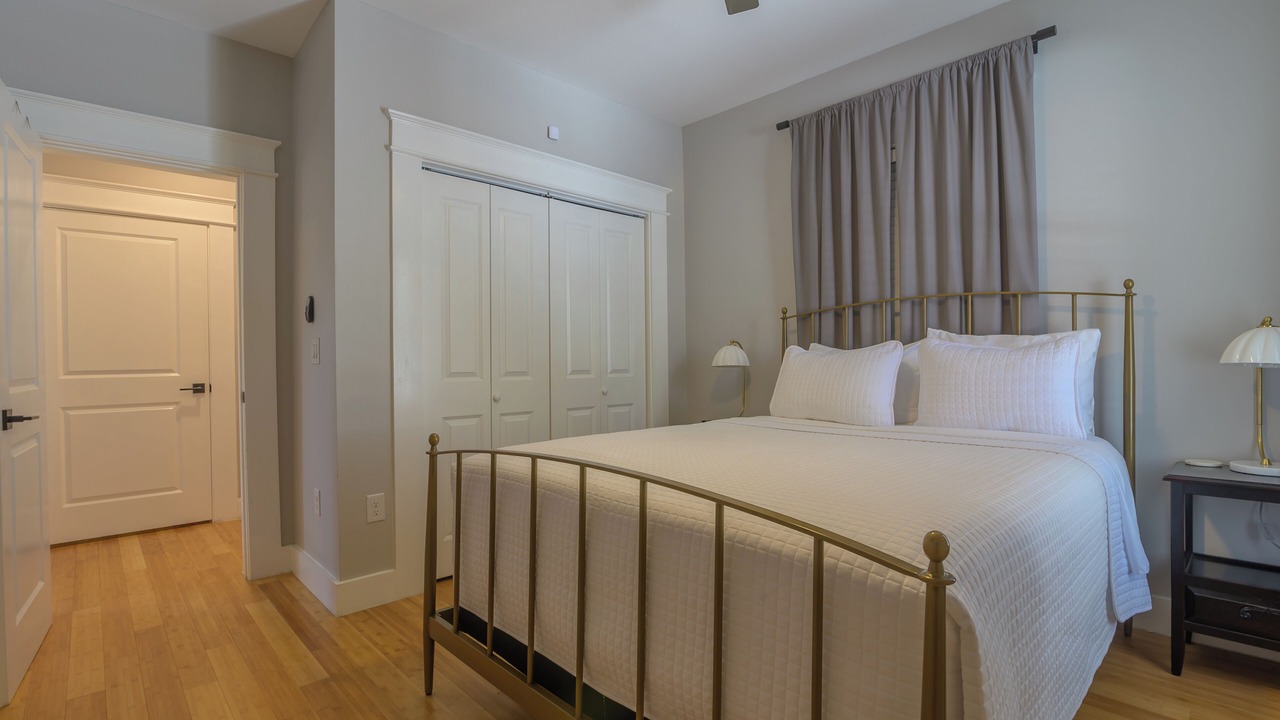Photo of Bedroom in Southtown