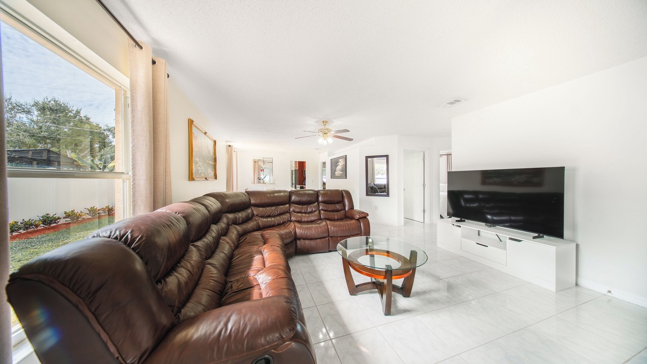 Photo of Livingroom in Park East