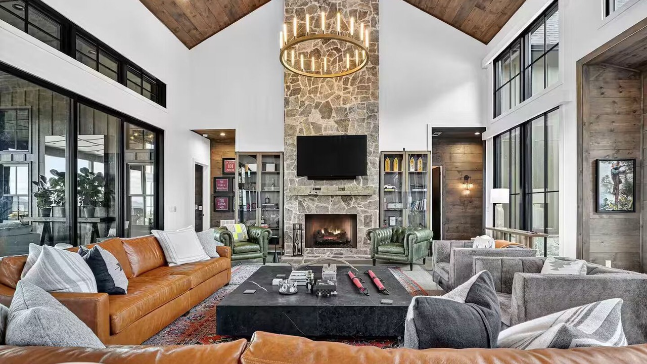 Photo of Livingroom in Mineral Bluff