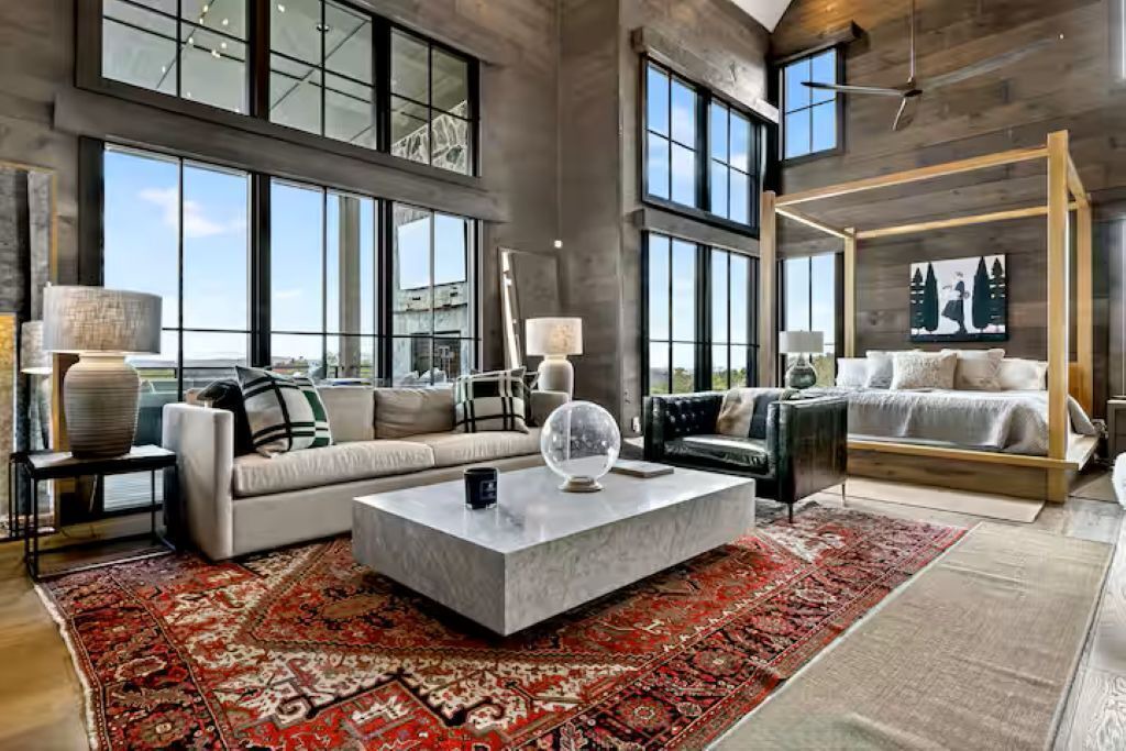 Photo of Livingroom in Mineral Bluff