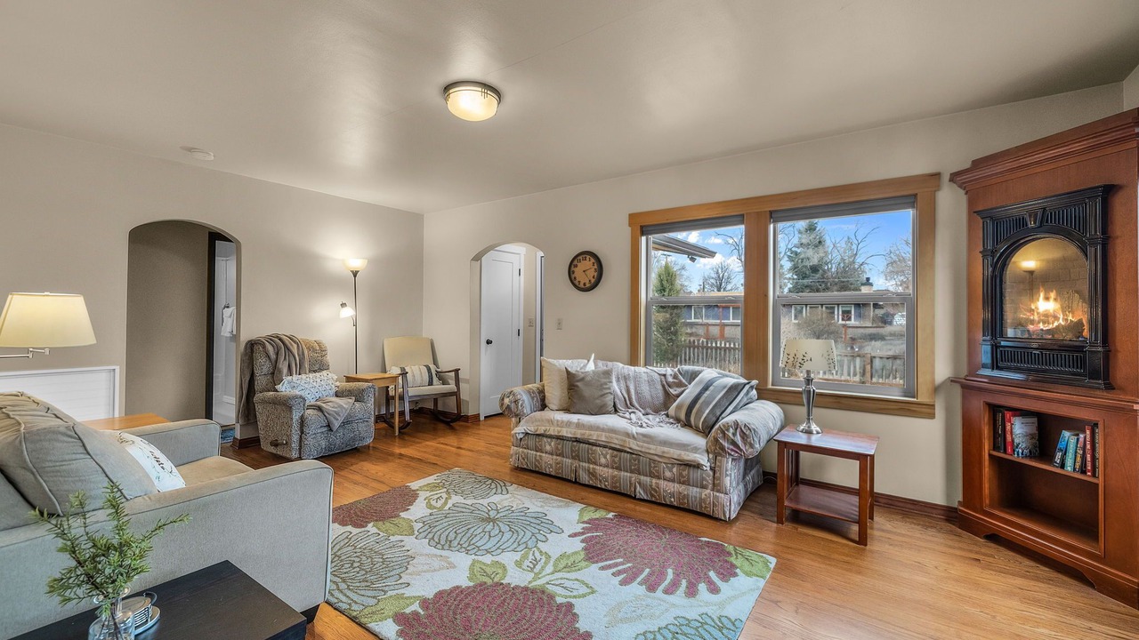 Photo of Livingroom in Redmond