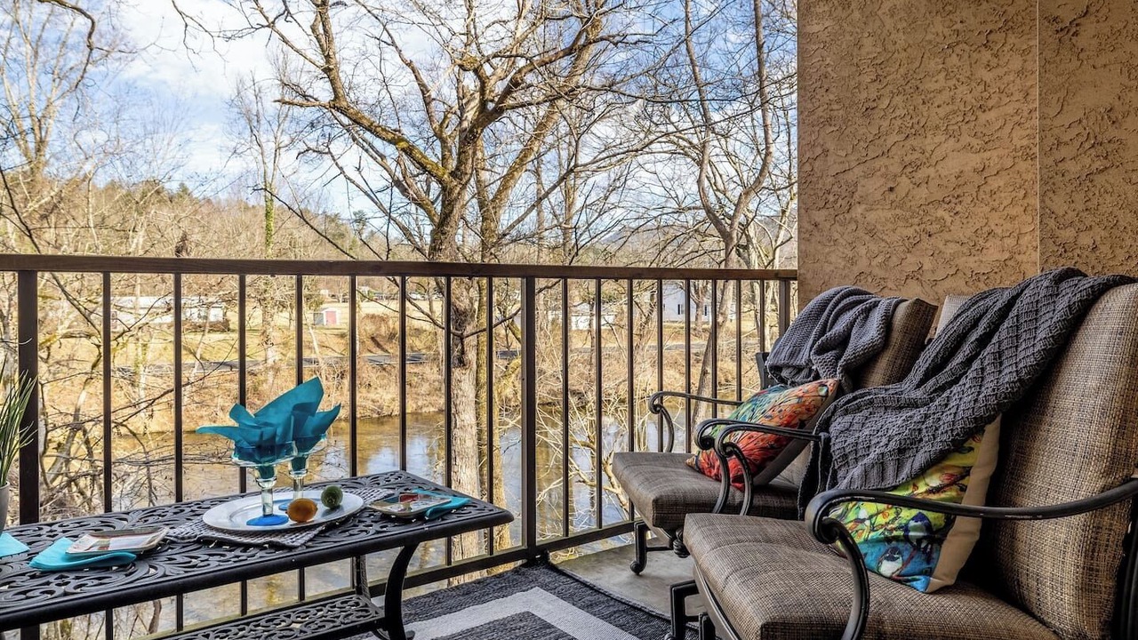 Photo of Outdoor in Townsend