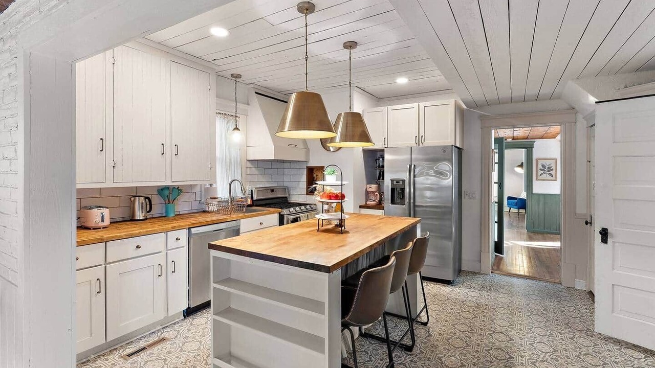 Photo of Kitchen in Northeast Minneapolis Arts District