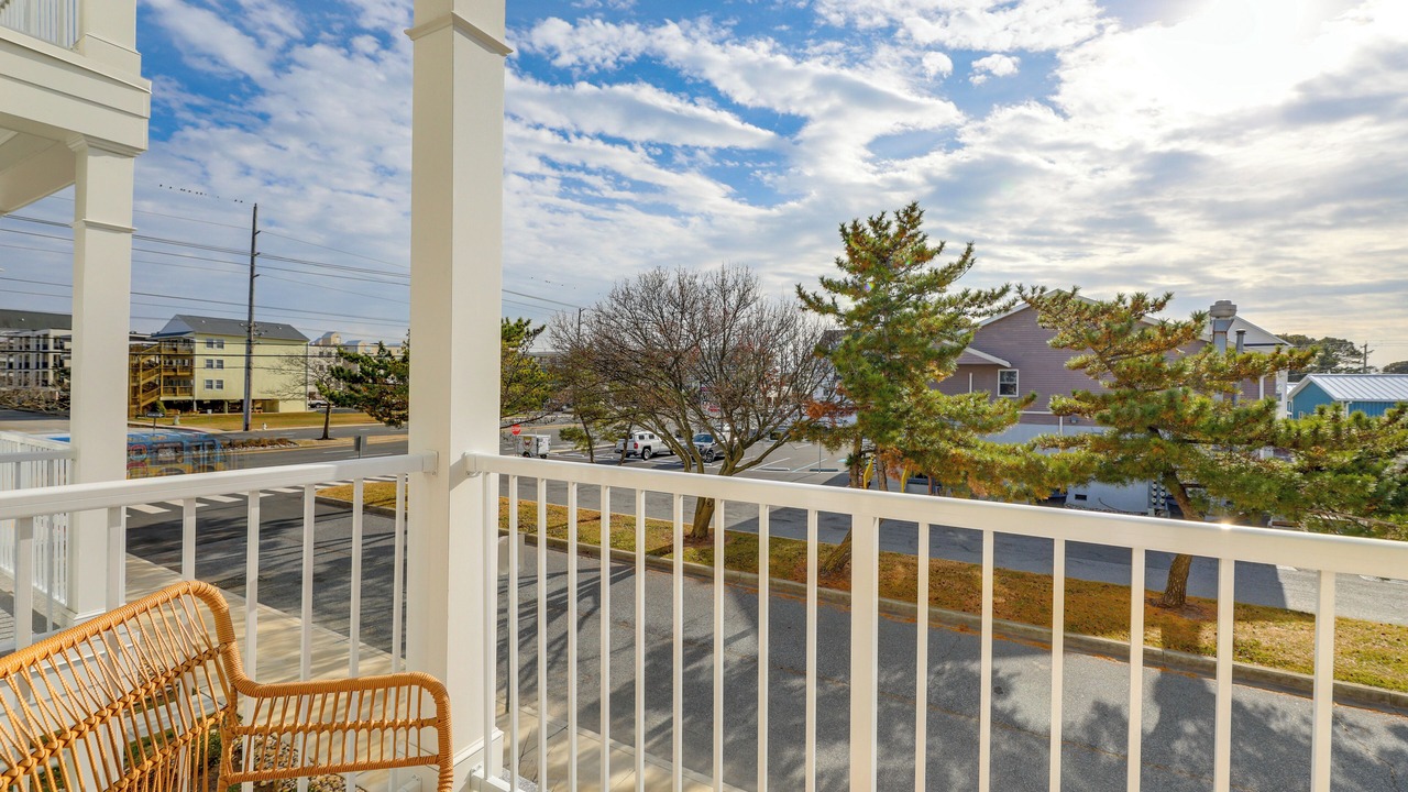 Photo of Patio Balcony in Caine Woods