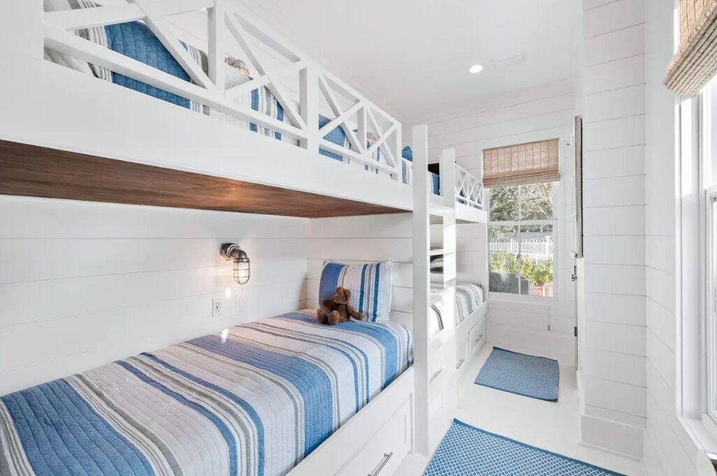 Photo of Bedroom in Seaside