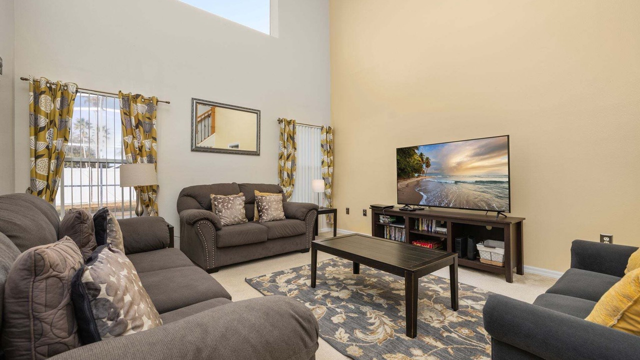 Photo of Livingroom in Westridge