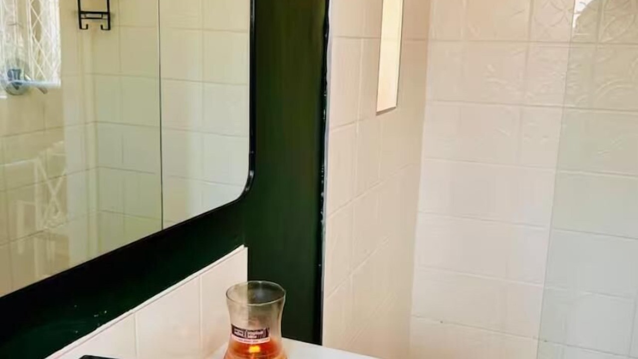 Photo of Bathroom in Greendale