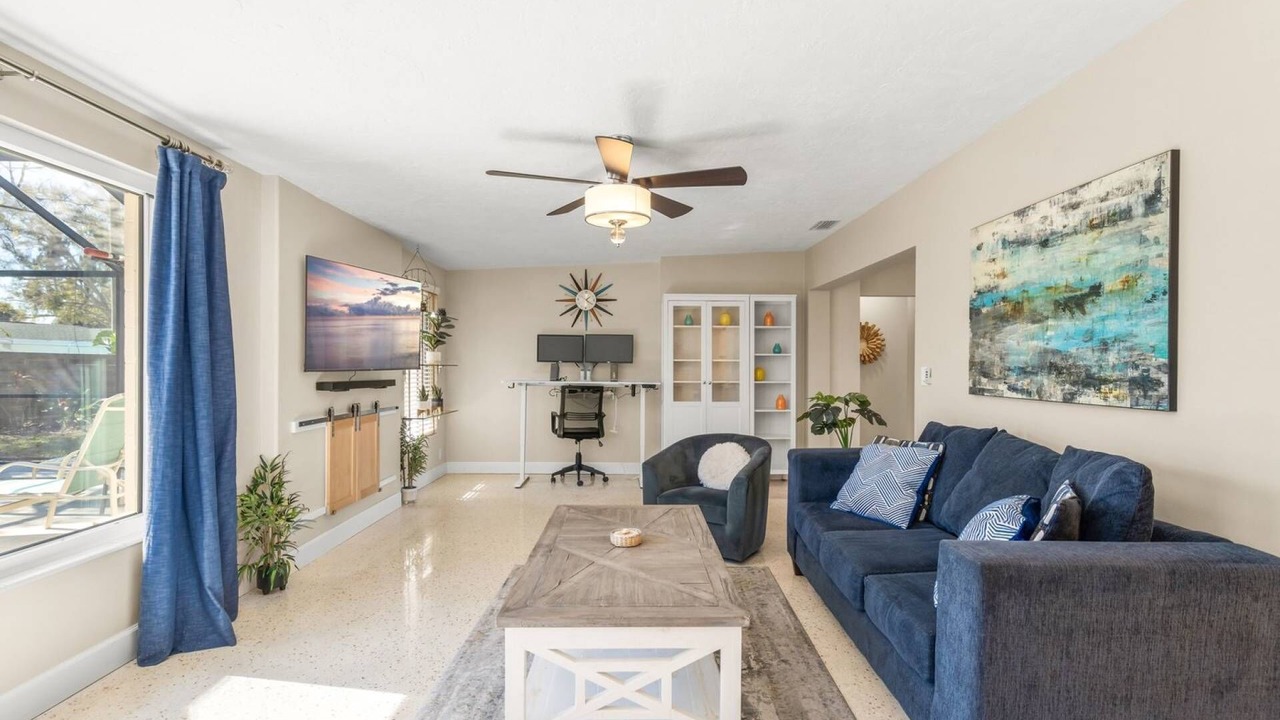 Photo of Livingroom in Ridge Wood Heights