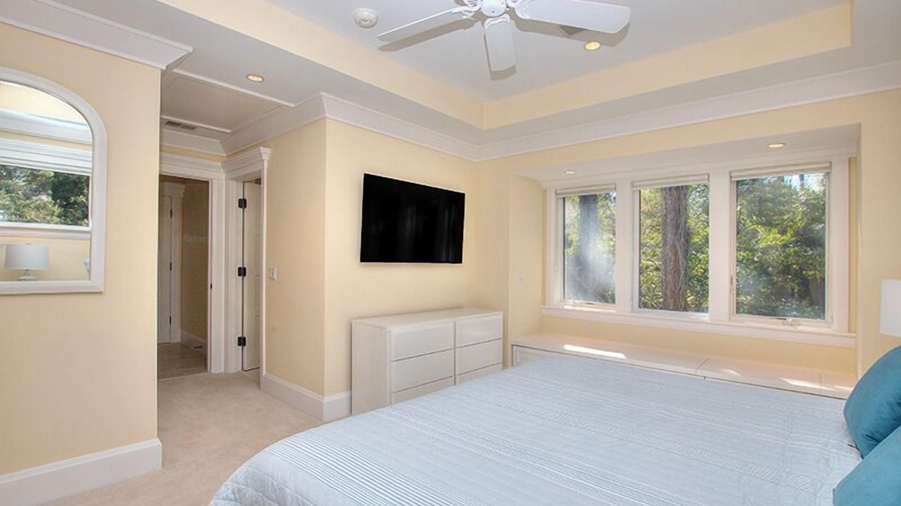 Photo of Bedroom in Oceanside
