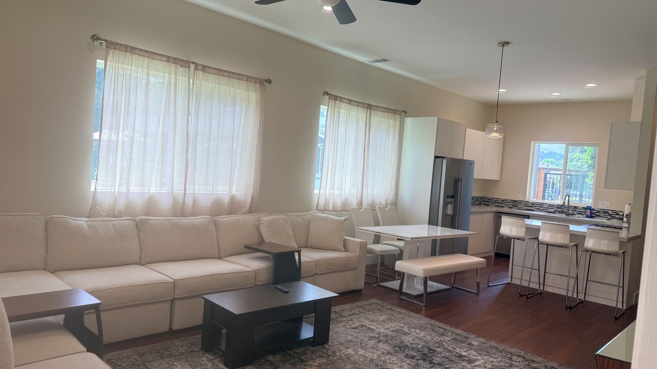 Photo of Livingroom in Pleasanton