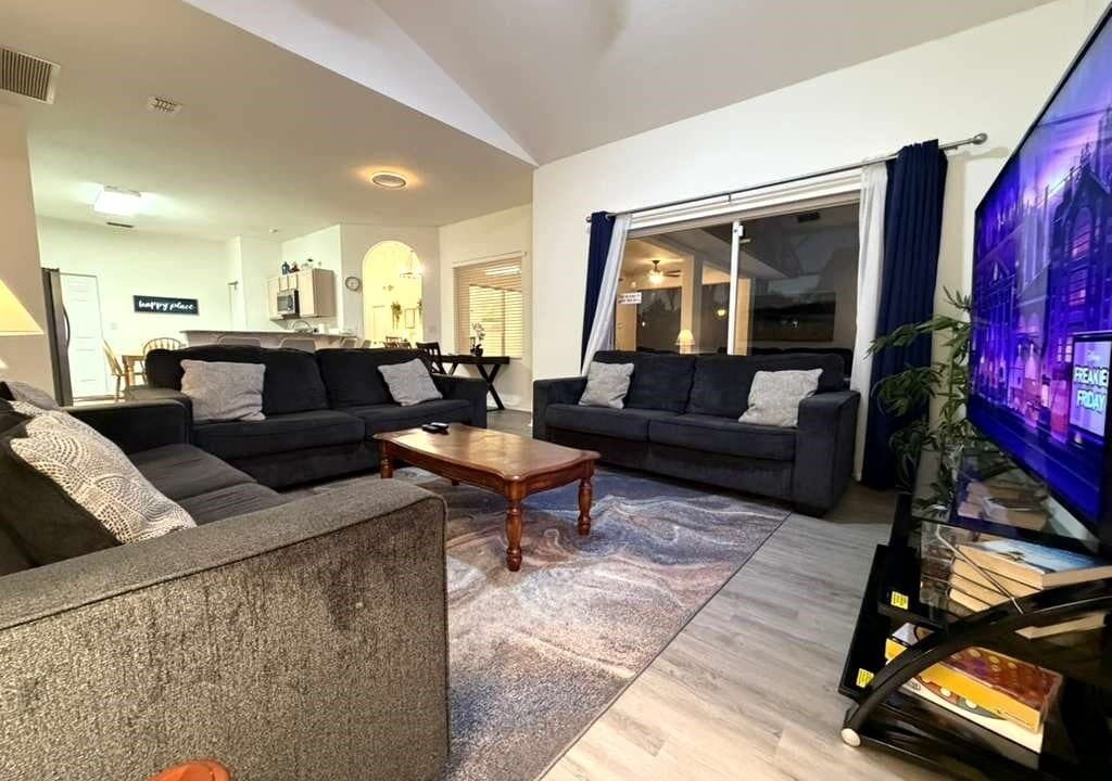 Photo of Bedroom in Lindfields