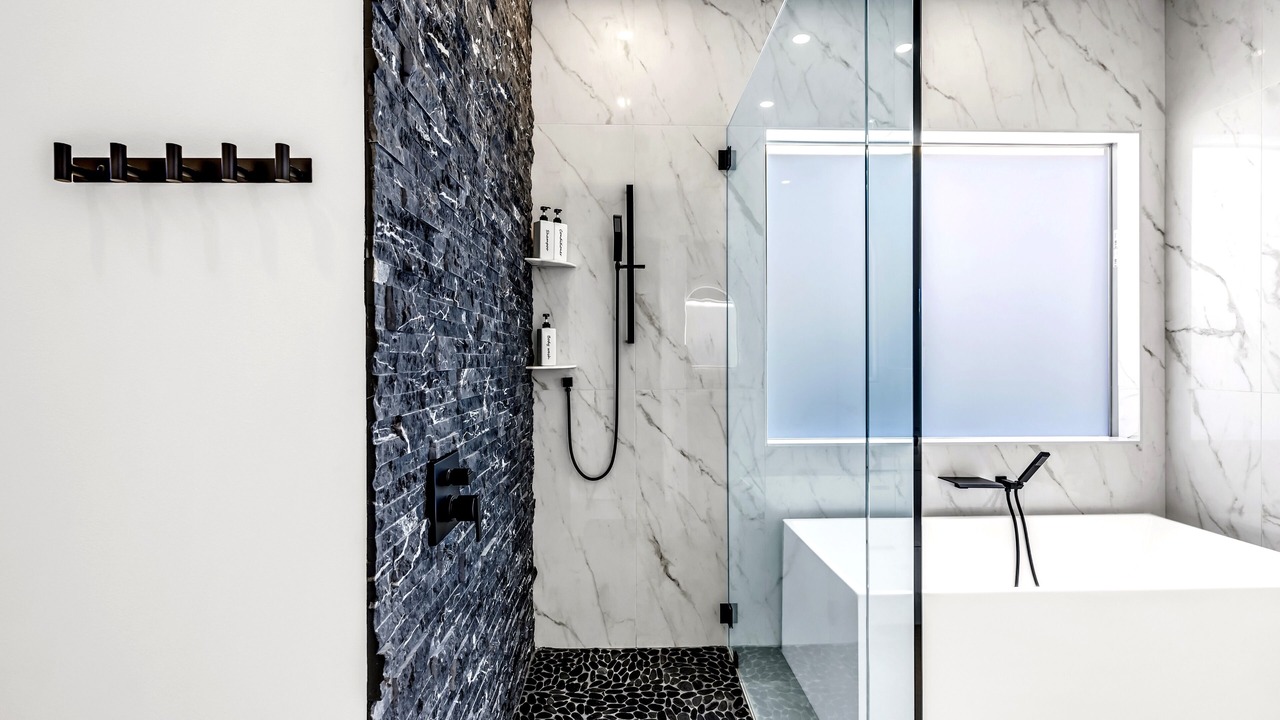 Photo of Bathroom in Arlington Park