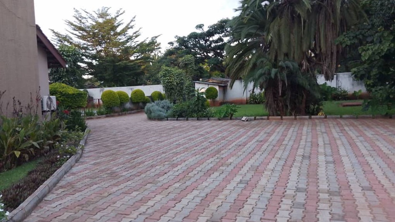 Photo of Outdoor in Cathedral Hill