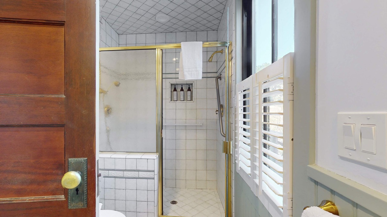 Photo of Bathroom in Mendocino
