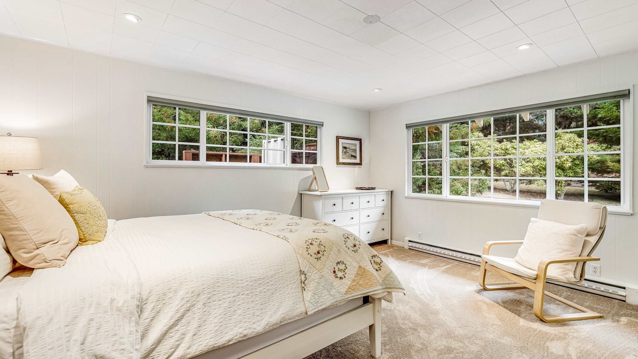Photo of Bedroom in Mendocino