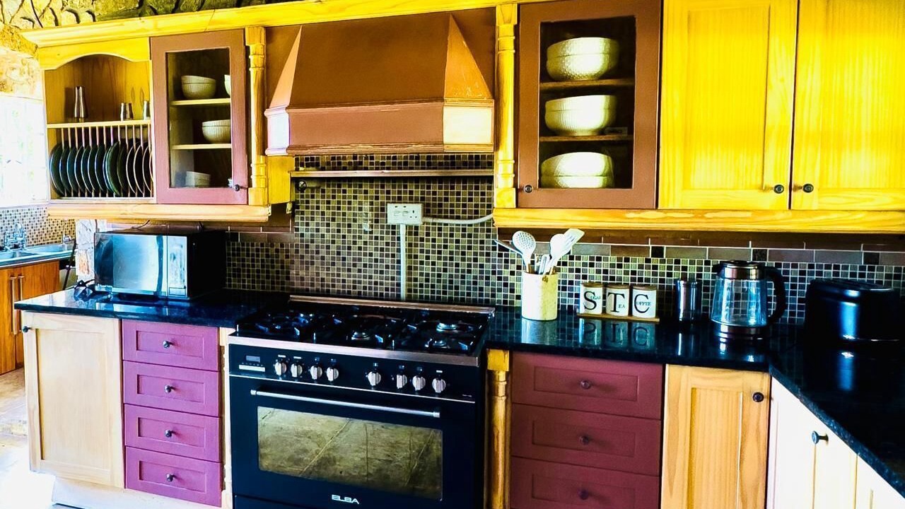 Photo of Kitchen in Juliasdale