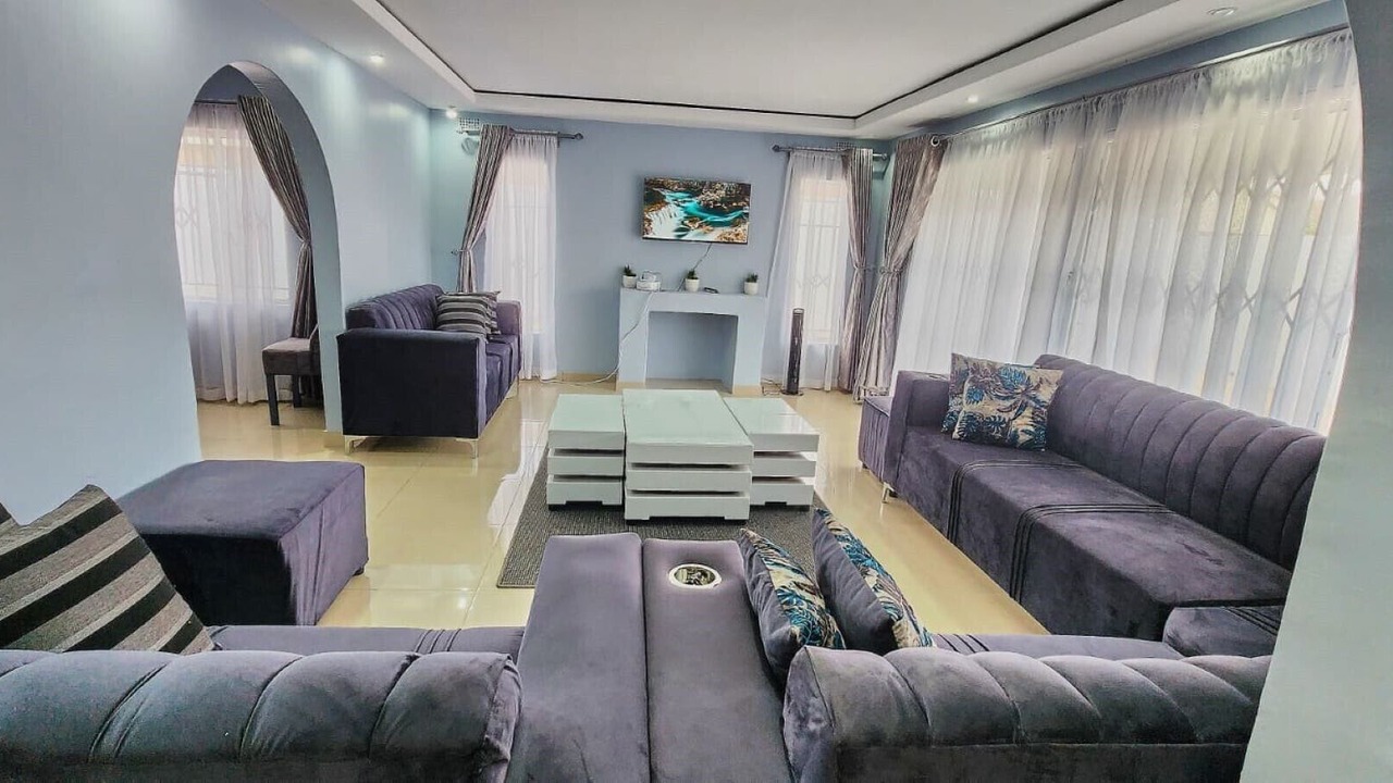 Photo of Livingroom in Harare