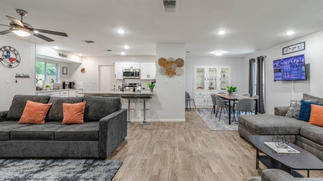 Photo of Livingroom in Wetmore
